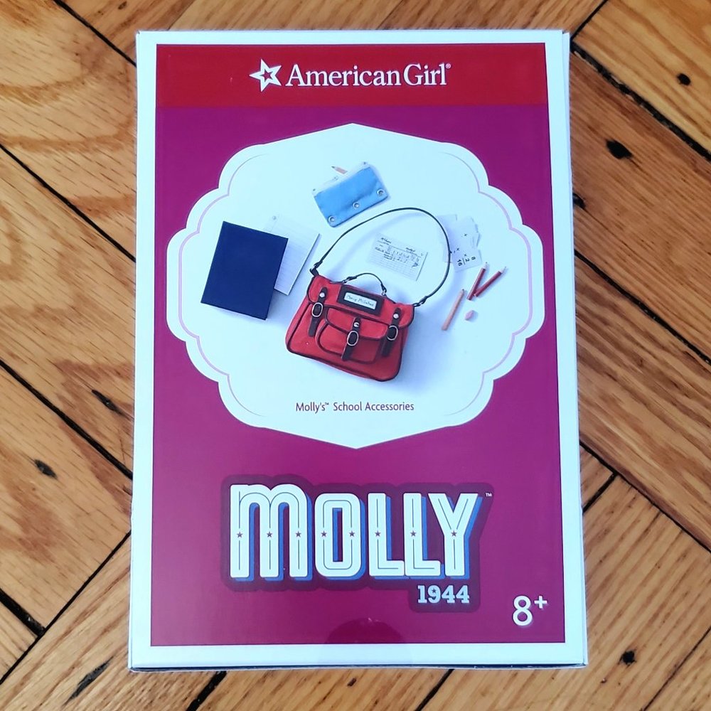 American Girl Doll Molly's School Set NWT